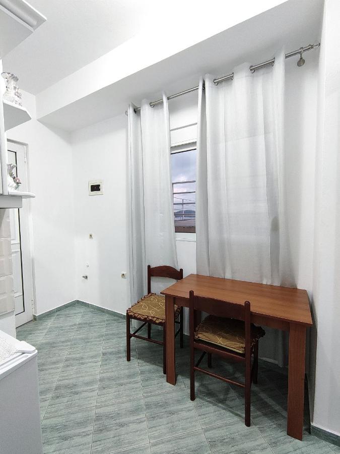 Joen Apartments ซารานเดอ ภายนอก รูปภาพ