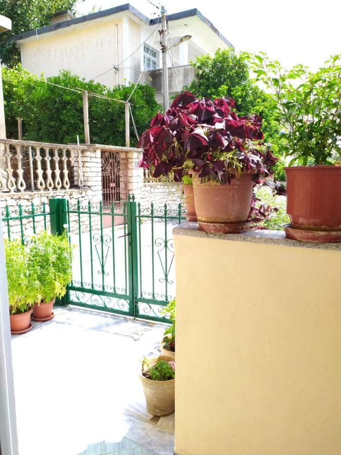 Joen Apartments ซารานเดอ ภายนอก รูปภาพ